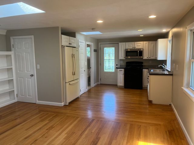 19 Montello, Middleboro, MA 02346
