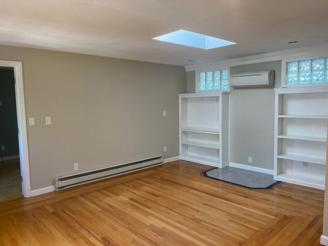 19 Montello, Middleboro, MA 02346