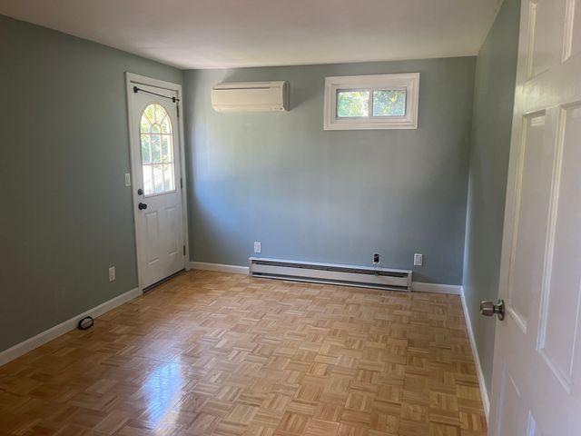 19 Montello, Middleboro, MA 02346