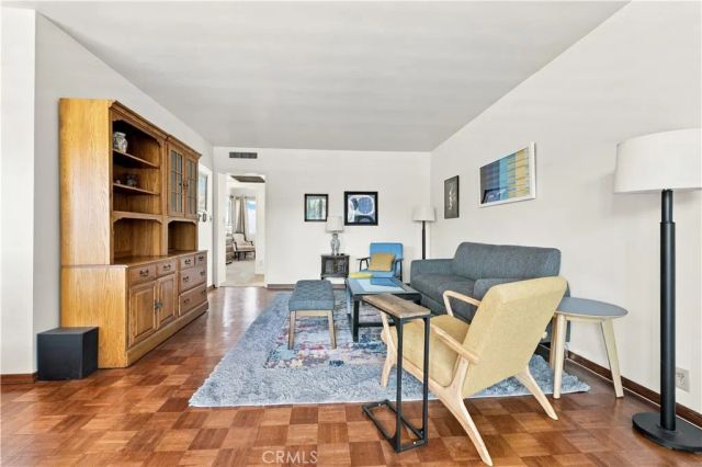215 N Kenwood Street 303, Glendale, CA 91206