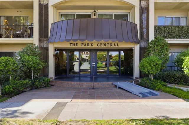 215 N Kenwood Street 303, Glendale, CA 91206