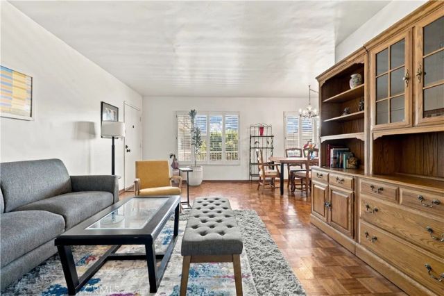 215 N Kenwood Street 303, Glendale, CA 91206
