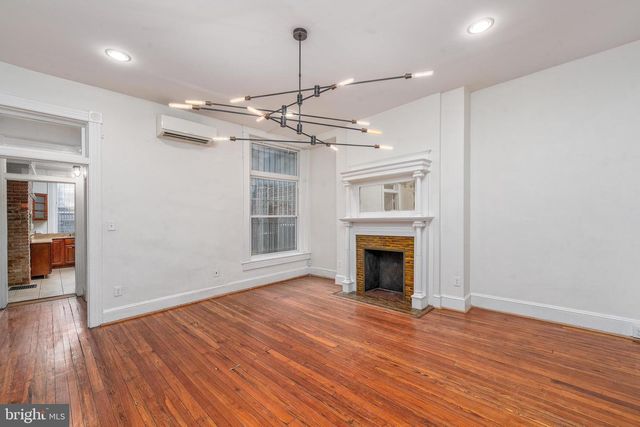 216 E BIDDLE ST, Baltimore, MD 21202