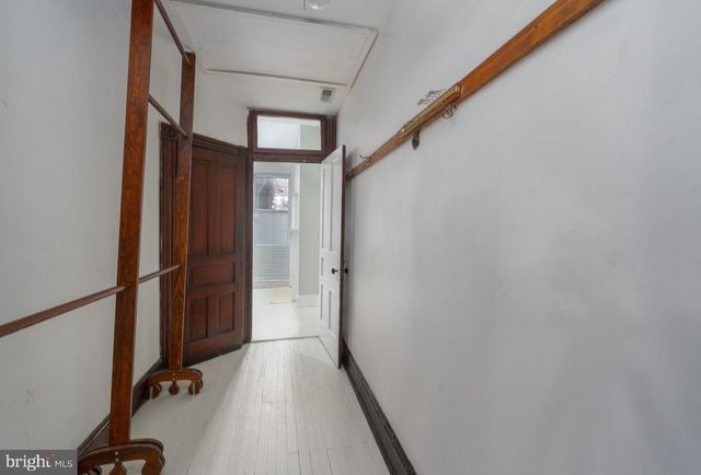 216 E BIDDLE ST, Baltimore, MD 21202