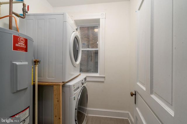 216 E BIDDLE ST, Baltimore, MD 21202