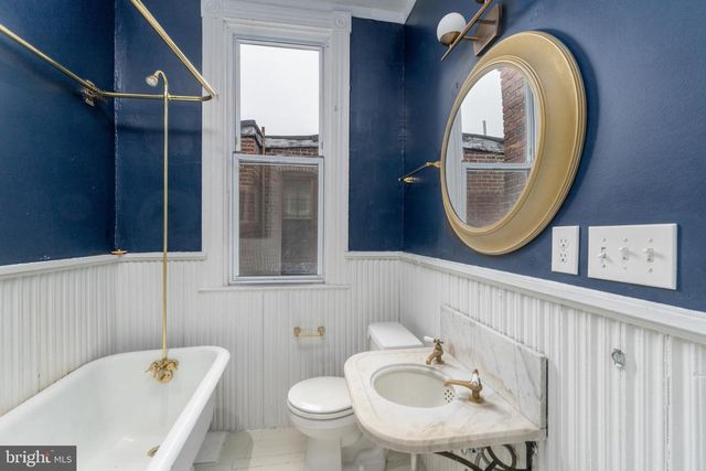 216 E BIDDLE ST, Baltimore, MD 21202