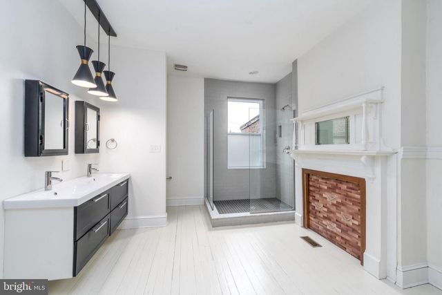 216 E BIDDLE ST, Baltimore, MD 21202