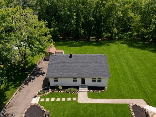 74 Hook Mountain Rd, Montville Twp., NJ 07045
