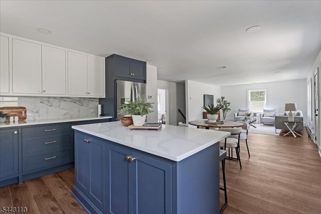 74 Hook Mountain Rd, Montville Twp., NJ 07045