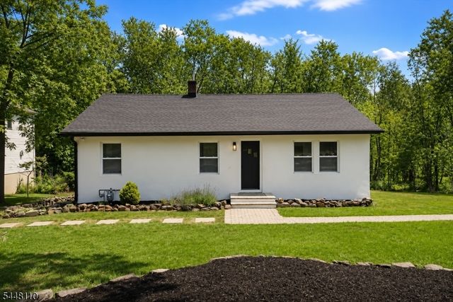 74 Hook Mountain Rd, Montville Twp., NJ 07045