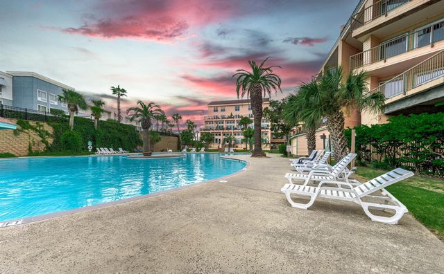 9520 Seawall Boulevard 115, Galveston, TX 77554