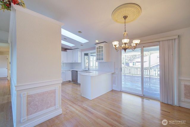 13902 Beverly Park Road, Lynnwood, WA 98087