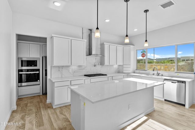 7285 Cimarron Gap Drive, El Paso, TX 79911