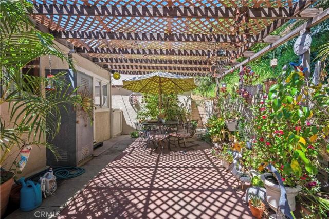 1140 Oberlin Drive, Glendale, CA 91205