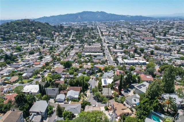 1140 Oberlin Drive, Glendale, CA 91205