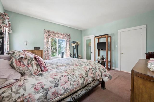 1140 Oberlin Drive, Glendale, CA 91205