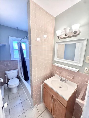 229 East Union Boulevard 2nd Floor, Bethlehem City, PA 18018