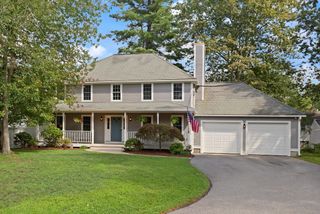 3 Lakeside Ave, Hudson, MA 01749