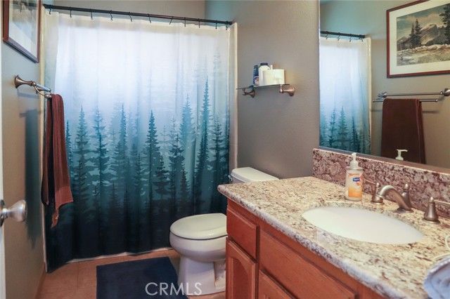 33478 Spreading Oak Lane, Auberry, CA 93602