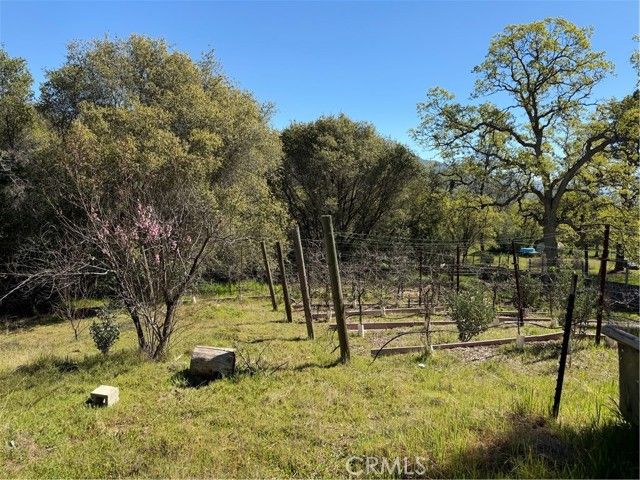 33478 Spreading Oak Lane, Auberry, CA 93602