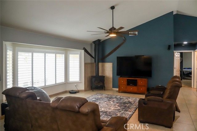 33478 Spreading Oak Lane, Auberry, CA 93602