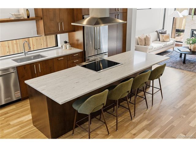 3209 S Sherman St, Englewood, CO 80113