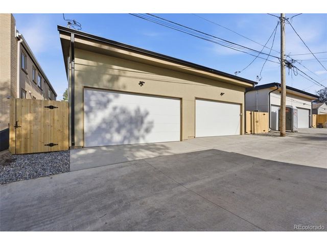 3209 S Sherman St, Englewood, CO 80113