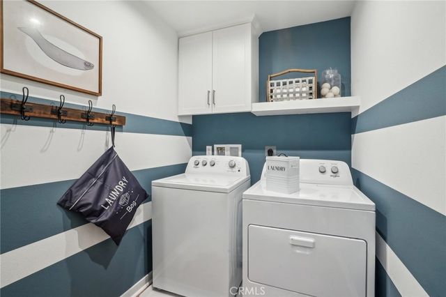 6367 Moonfire Lane, Fontana, CA 92336