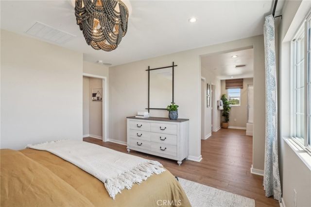 6367 Moonfire Lane, Fontana, CA 92336