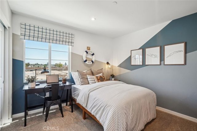 6367 Moonfire Lane, Fontana, CA 92336