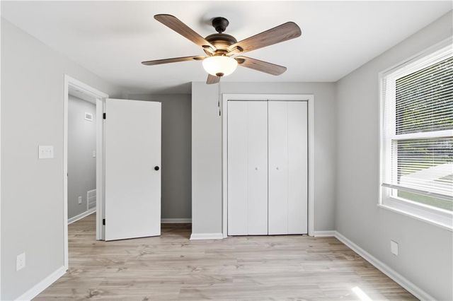 3724 Bramblevine Circle, Lithonia, GA 30038