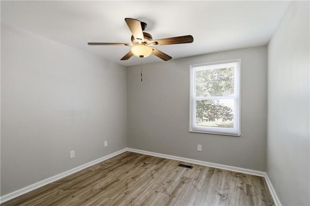 3724 Bramblevine Circle, Lithonia, GA 30038
