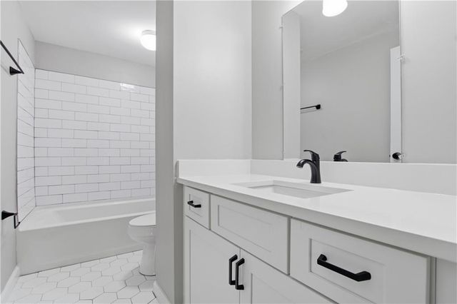 3724 Bramblevine Circle, Lithonia, GA 30038