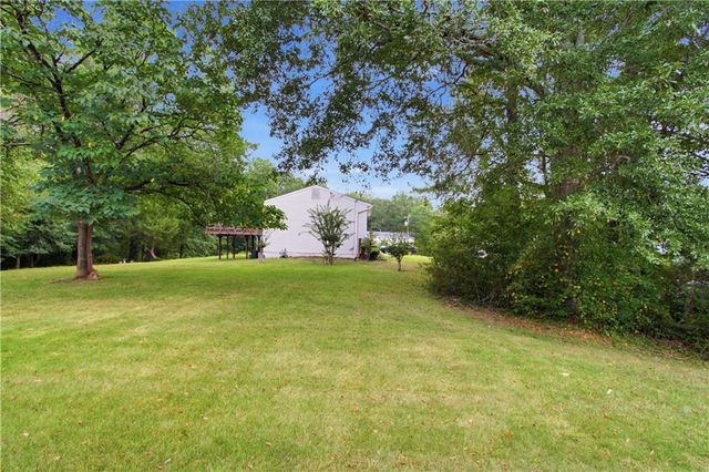 3724 Bramblevine Circle, Lithonia, GA 30038