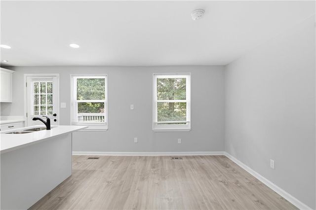 3724 Bramblevine Circle, Lithonia, GA 30038