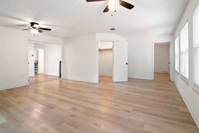 12227 Gun Oak Place, The Woodlands, TX 77380
