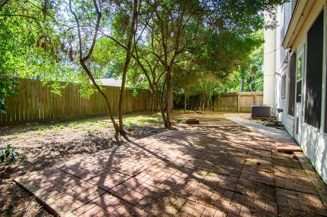 12227 Gun Oak Place, The Woodlands, TX 77380