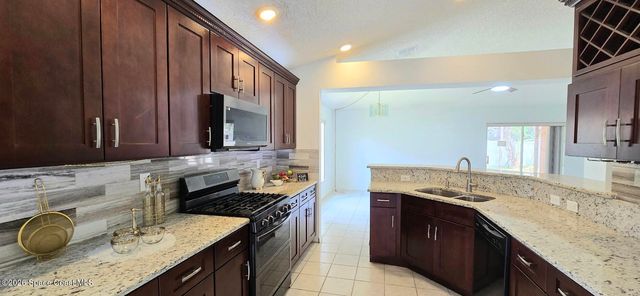 3898 La Flor Drive, Rockledge, FL 32955