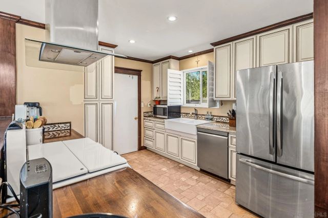 3448 Trophy, La Mesa, CA 91941