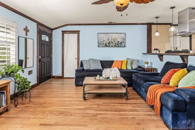 3448 Trophy, La Mesa, CA 91941