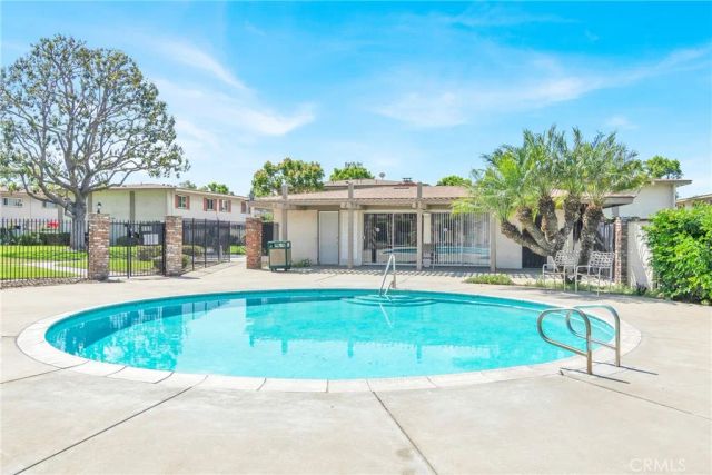 634 W Main, Tustin, CA 92780