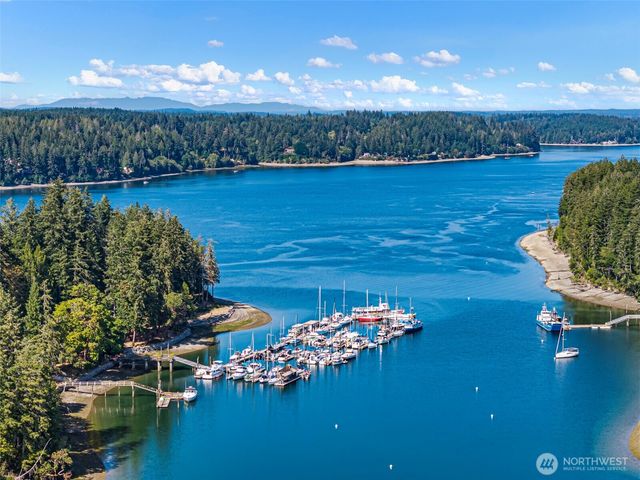 150 E Haskell Hill Road, Shelton, WA 98584