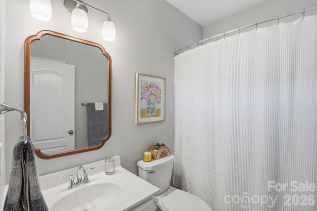 13314 Canterbury Castle Drive, Charlotte, NC 28273