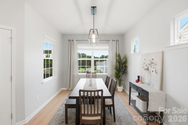 13314 Canterbury Castle Drive, Charlotte, NC 28273