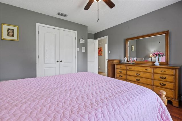 864 Country Lane, Axis, AL 36505