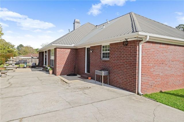 864 Country Lane, Axis, AL 36505