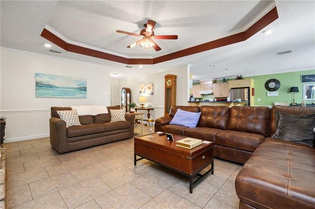 864 Country Lane, Axis, AL 36505