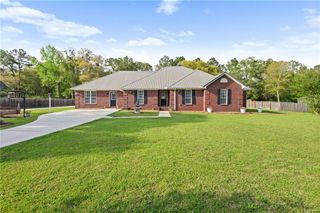 864 Country Lane, Axis, AL 36505