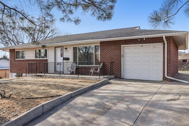 2725 S Zurich Court, Denver, CO 80236