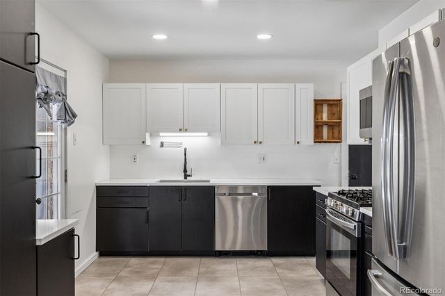 2725 S Zurich Court, Denver, CO 80236